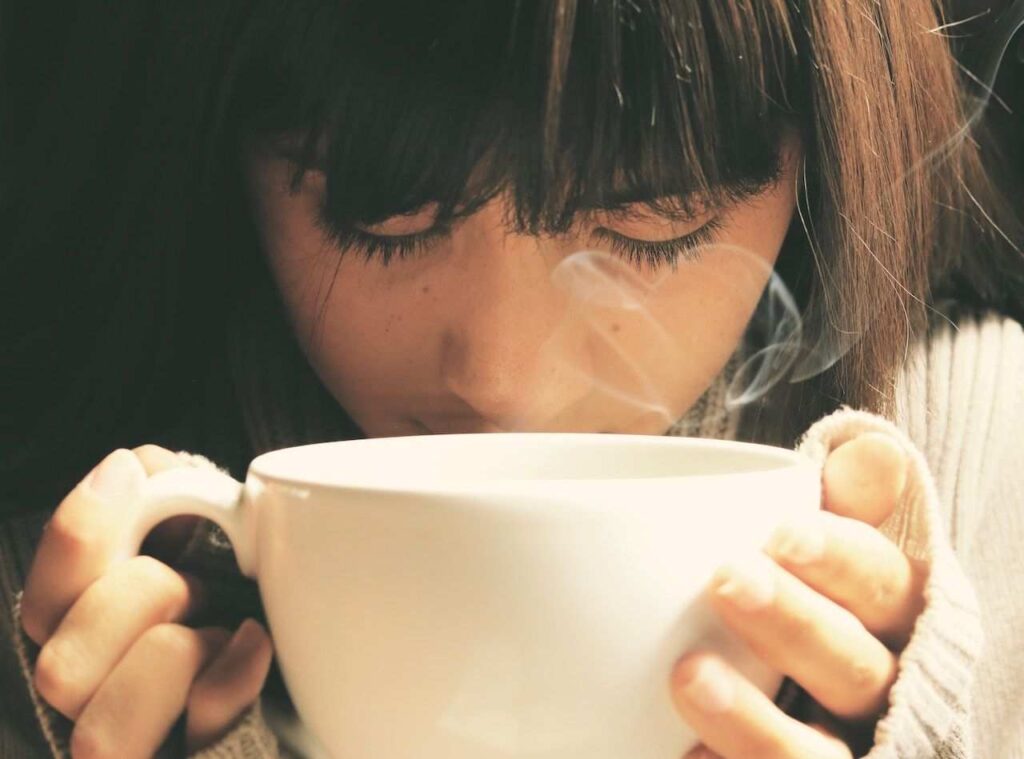 mindfulness-coffee-drinking